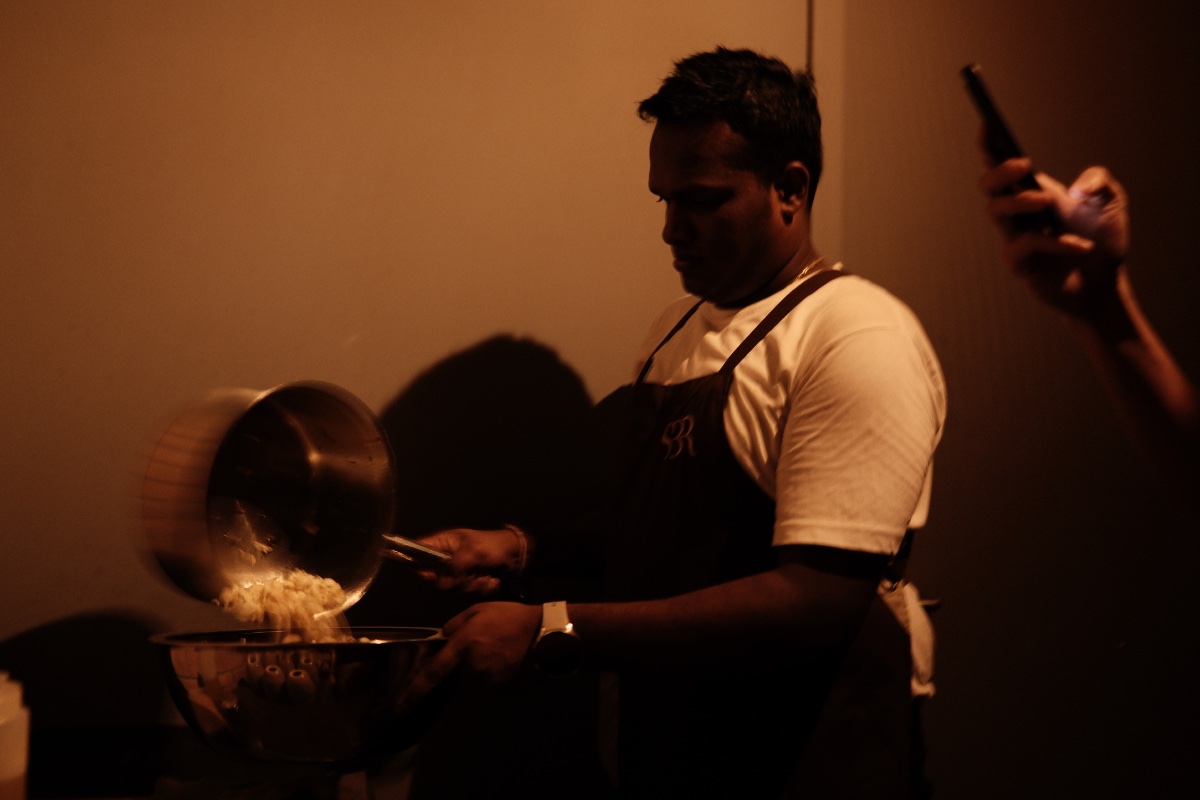 Popcorns are made in a timely manner at Attic 42 by SBR. (Photo Credit: Jaclene Liew)